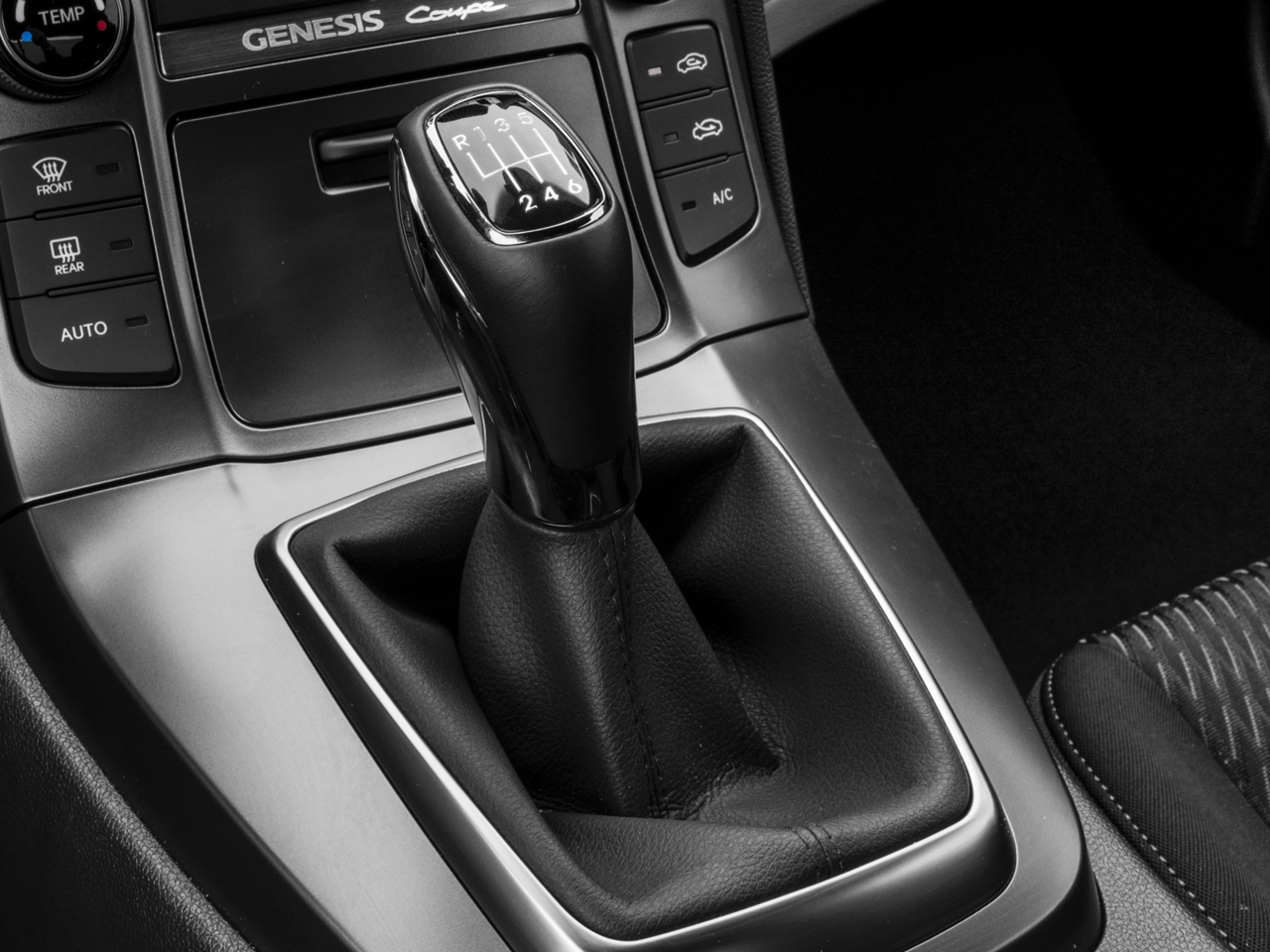 2016 Hyundai GENESIS COUPE 3.8L Base