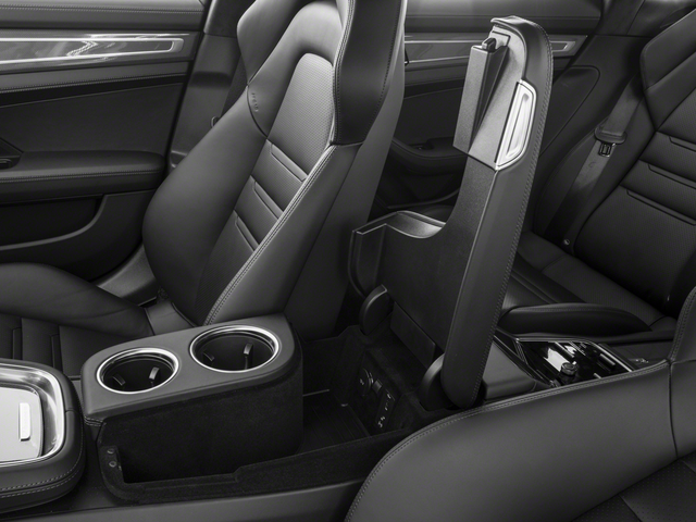 2017 Porsche Panamera Turbo