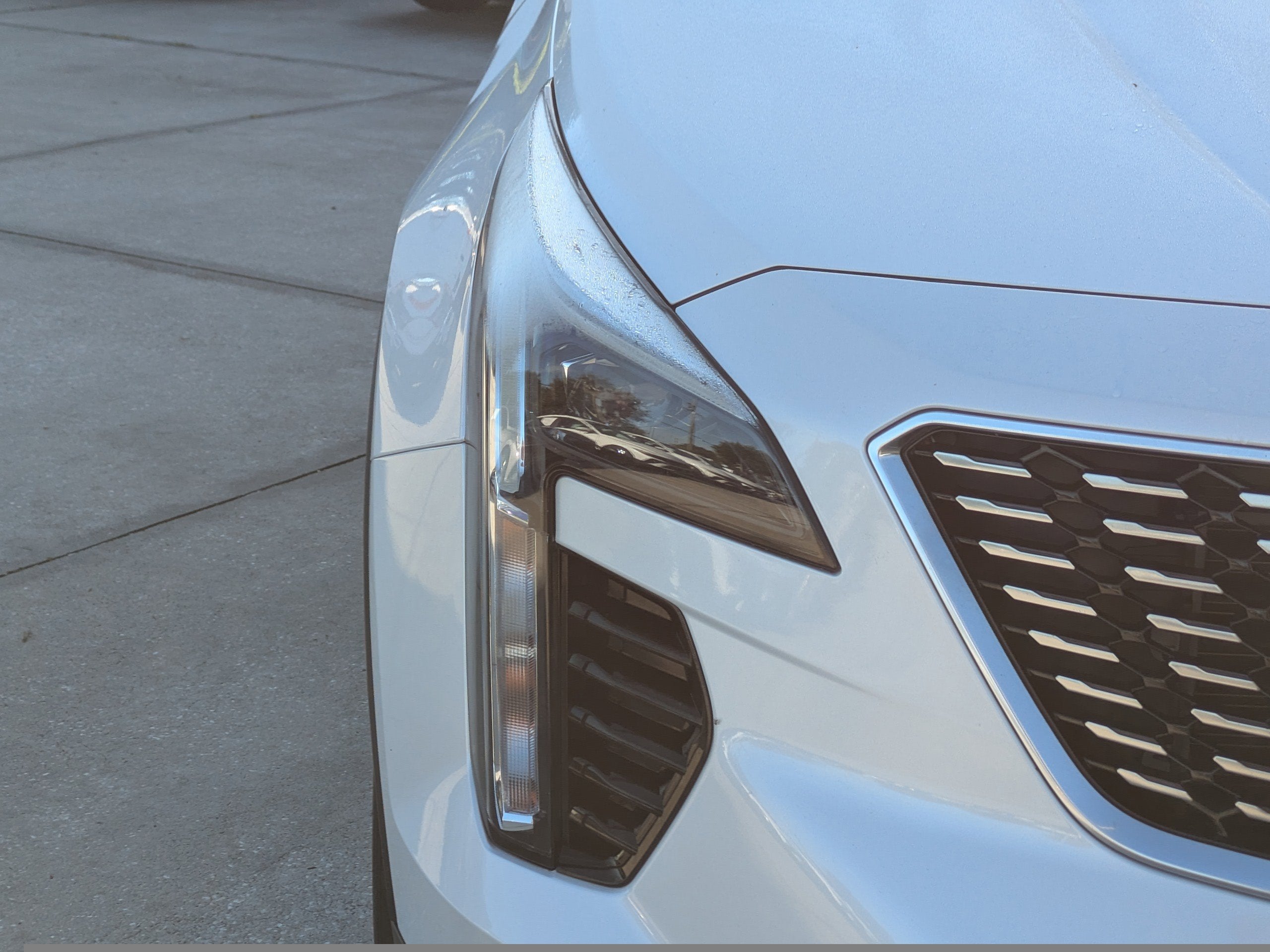 2019 Cadillac XT4 FWD Premium Luxury