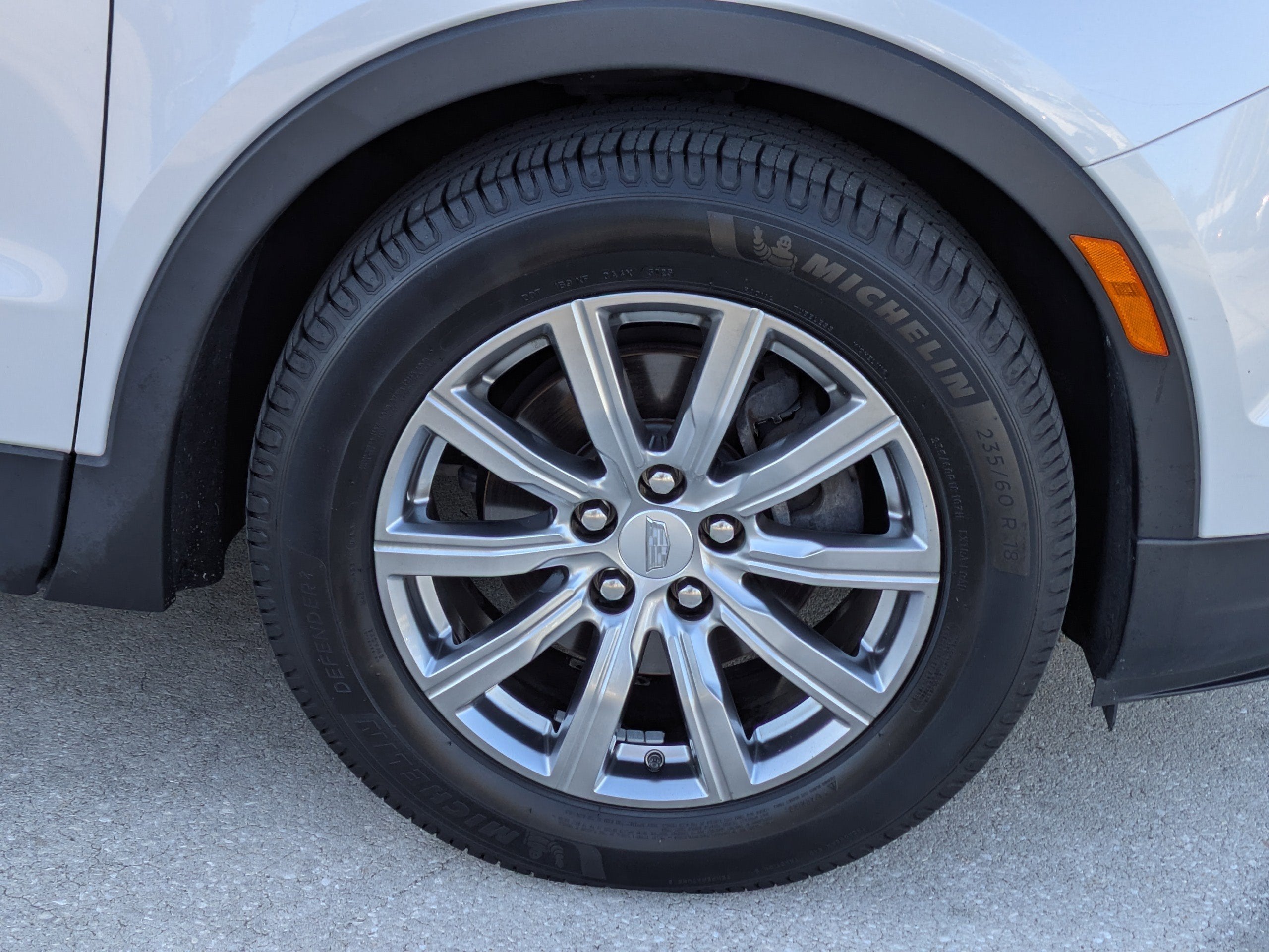 2019 Cadillac XT4 FWD Premium Luxury