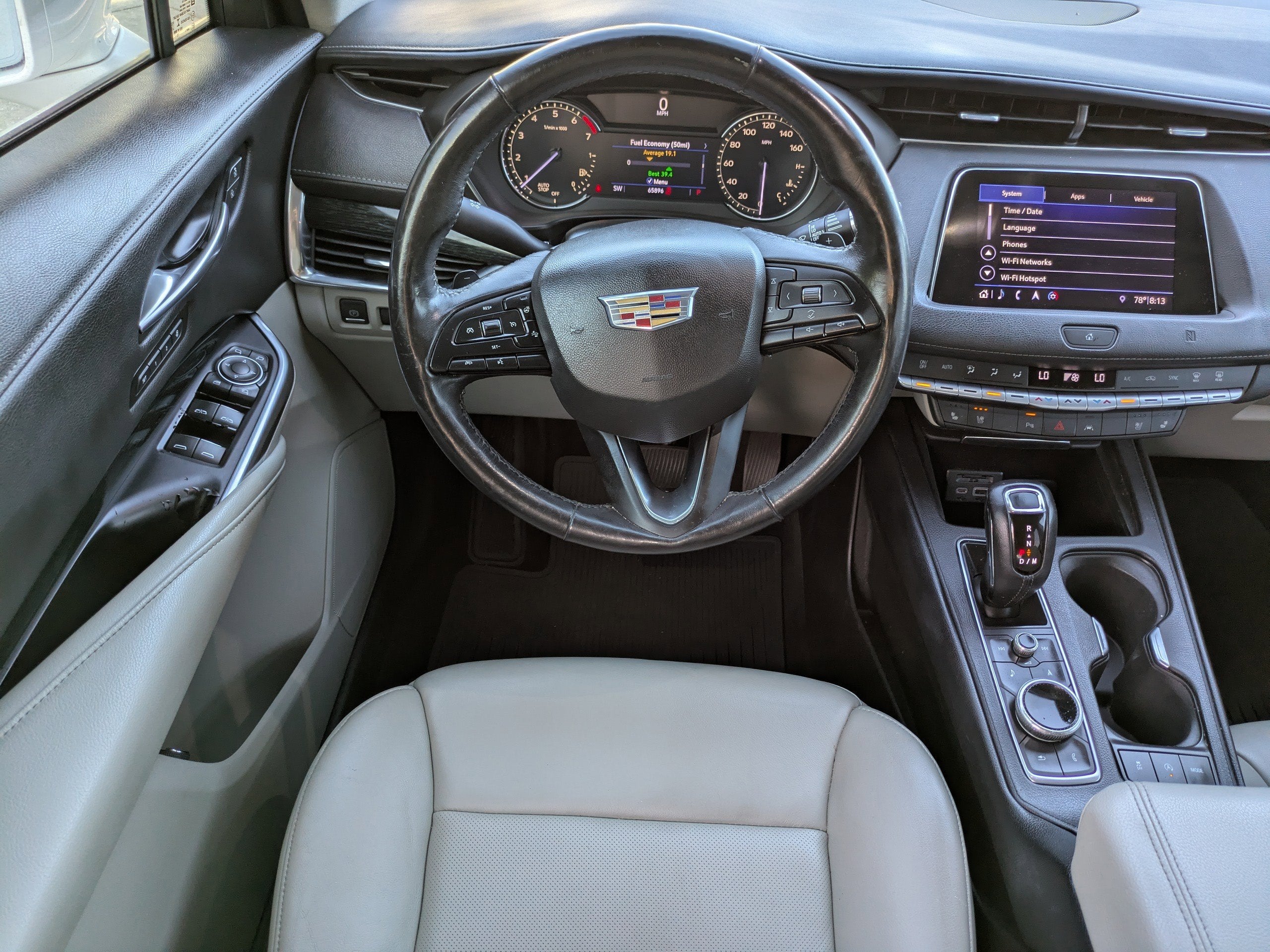 2019 Cadillac XT4 FWD Premium Luxury