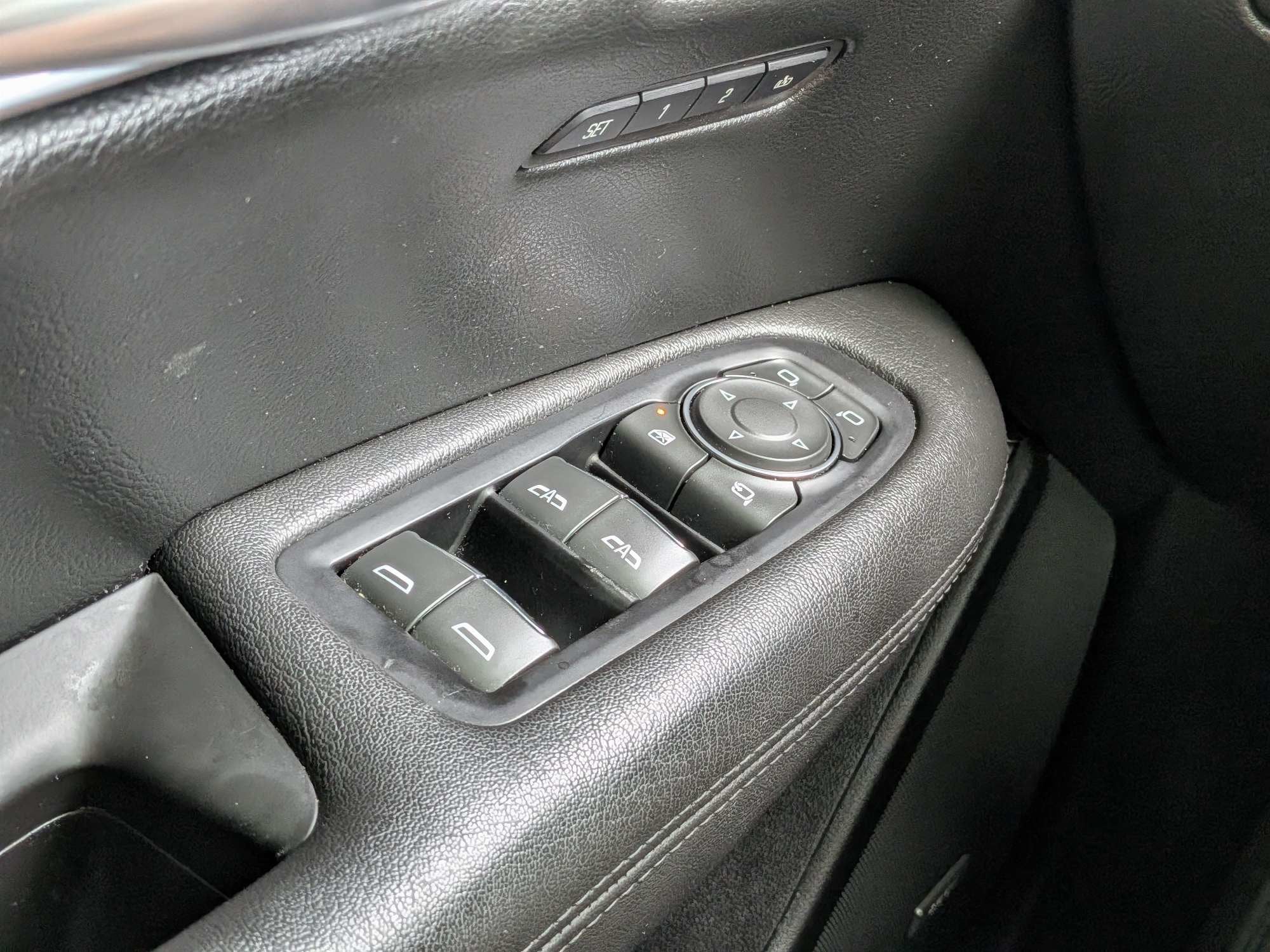 2018 Cadillac XT5 Luxury FWD