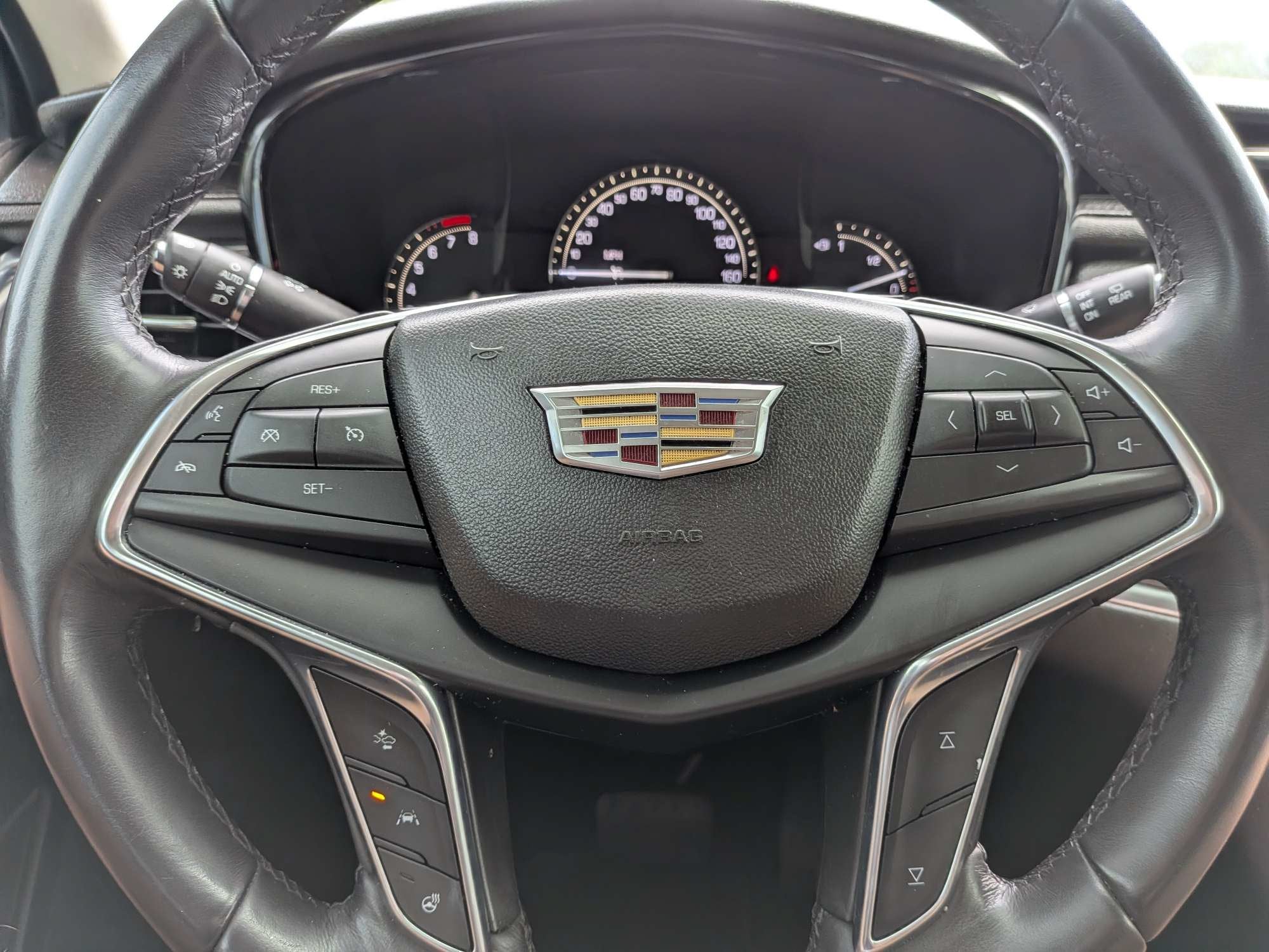 2018 Cadillac XT5 Luxury FWD