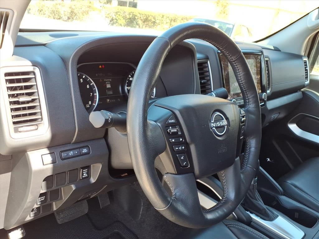 2024 Nissan Frontier SL