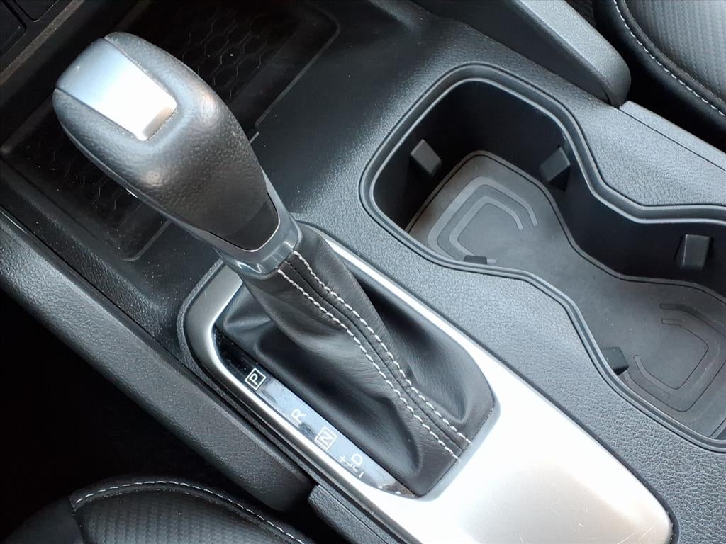 2024 Nissan Frontier SL