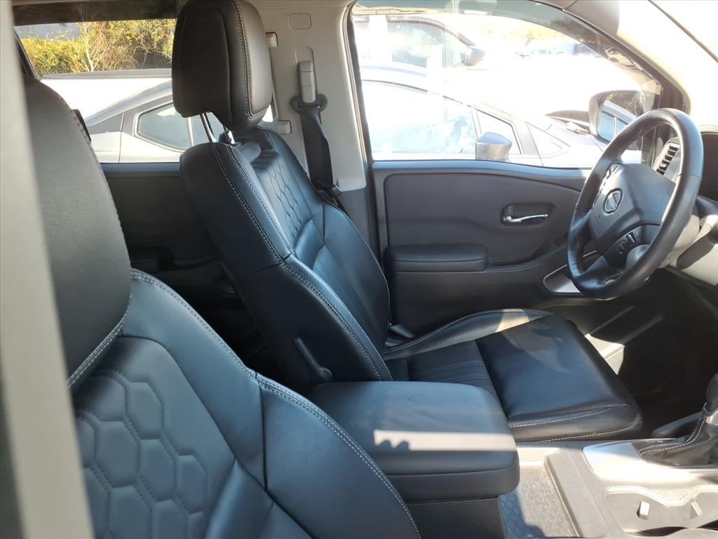 2024 Nissan Frontier SL