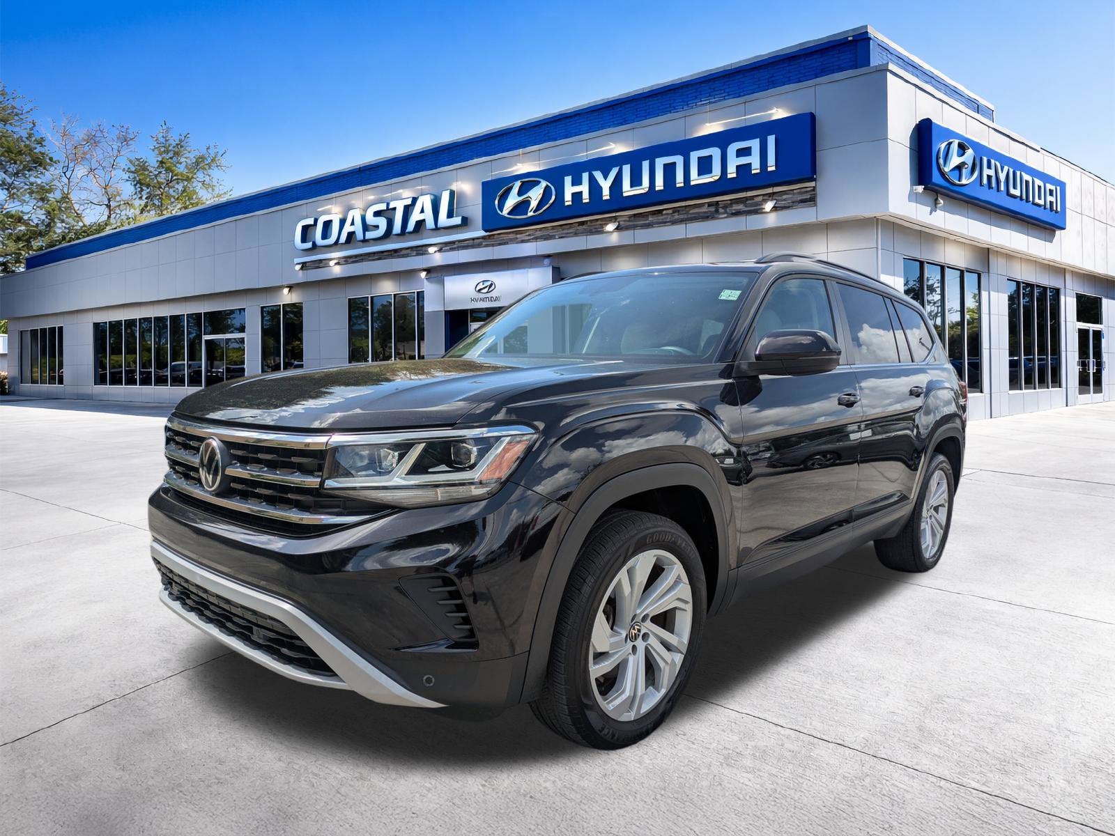 2022 Volkswagen Atlas 3.6L V6 SE w/Technology