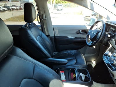 2020 Chrysler Pacifica Launch Edition