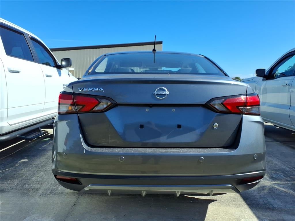 2024 Nissan Versa 1.6 S