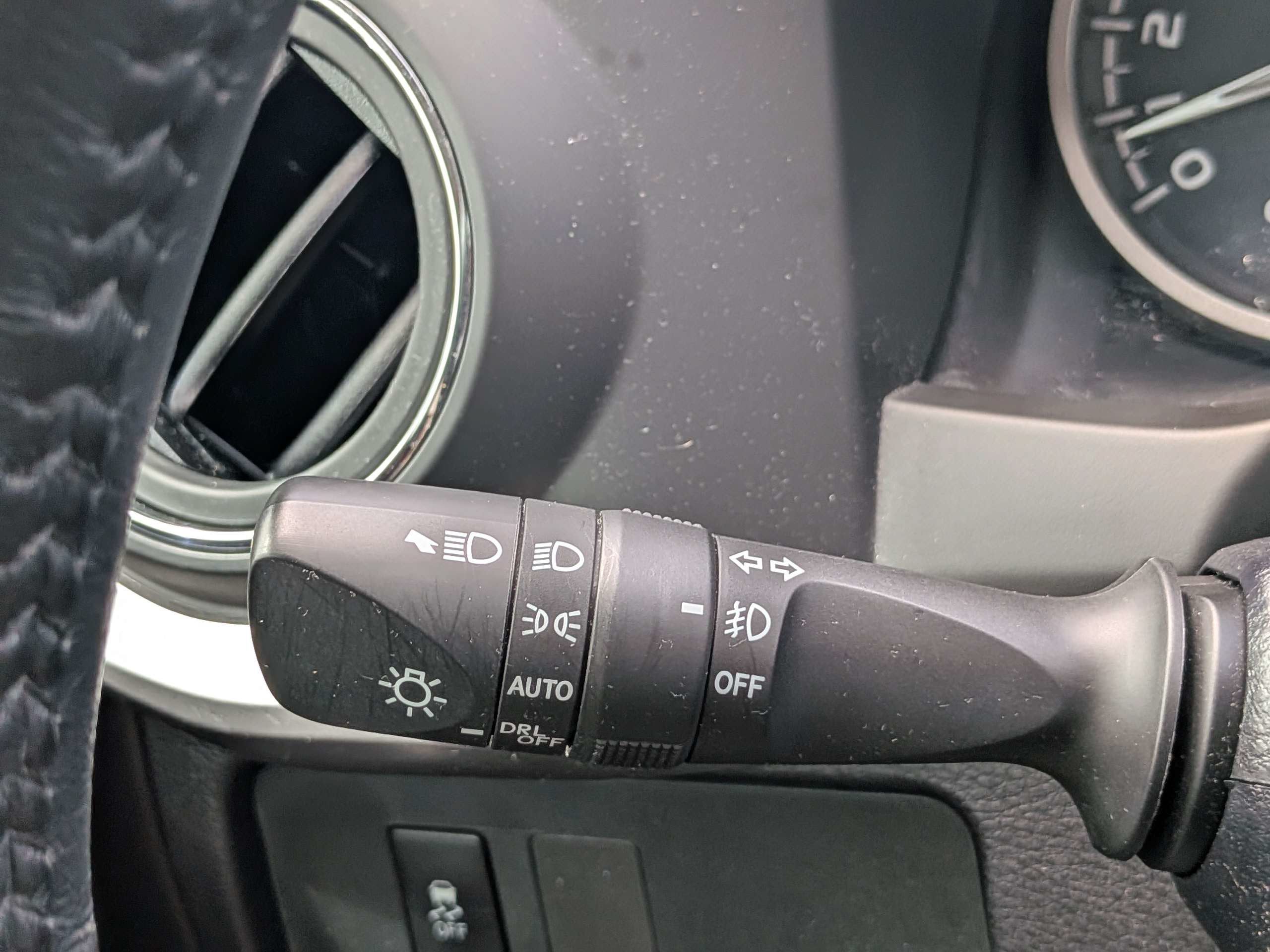 2023 Toyota Tacoma 4WD SR5