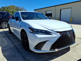 2024 Lexus ES 350 F SPORT Handling