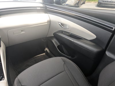 2024 Hyundai TUCSON SE