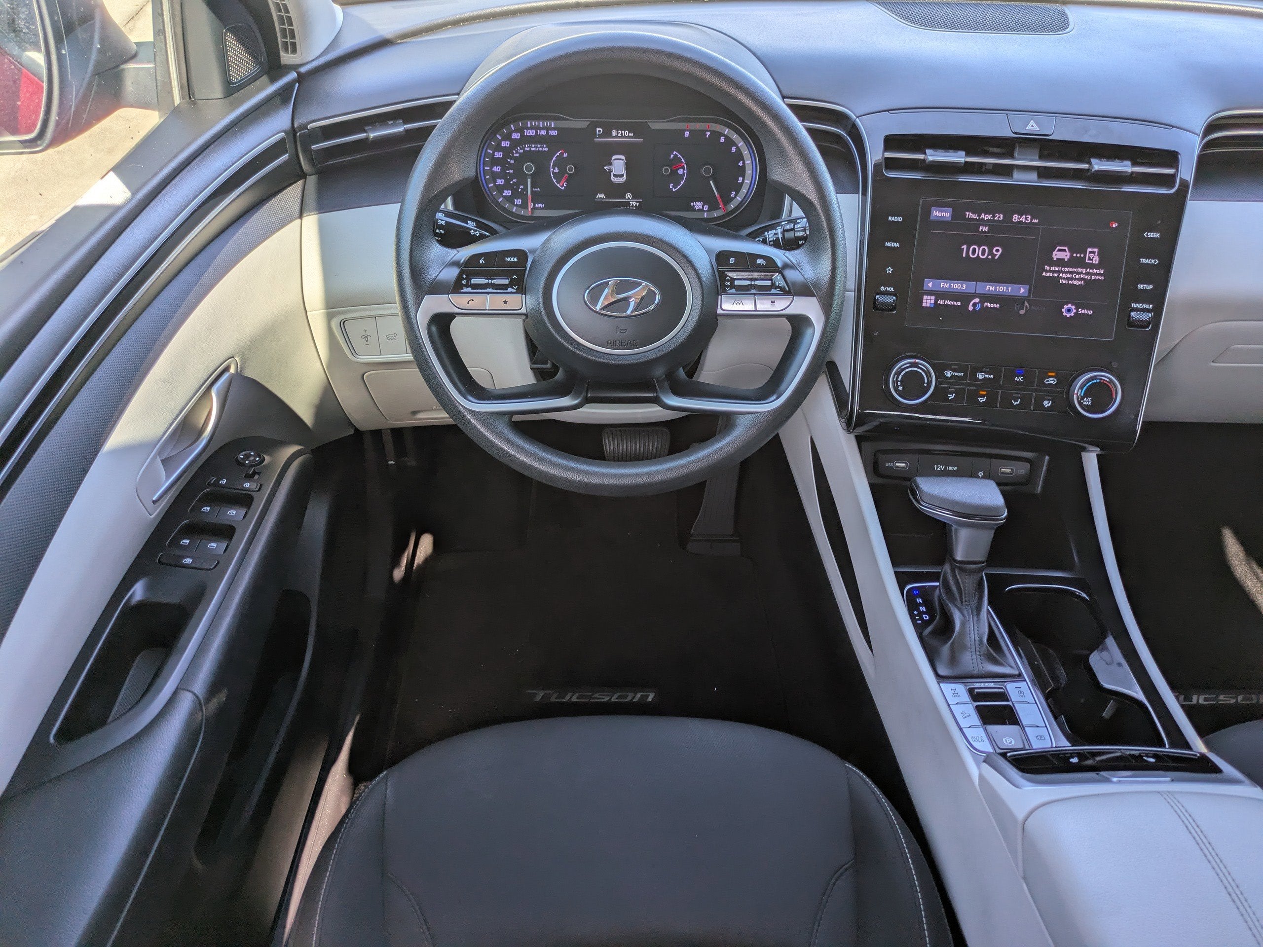 2023 Hyundai TUCSON SEL