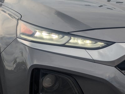 2019 Hyundai SANTA FE SE