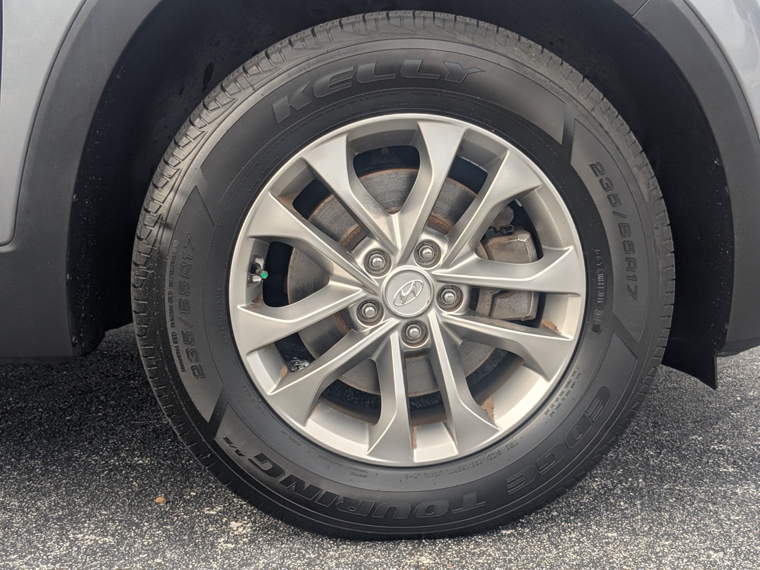 2019 Hyundai SANTA FE SE