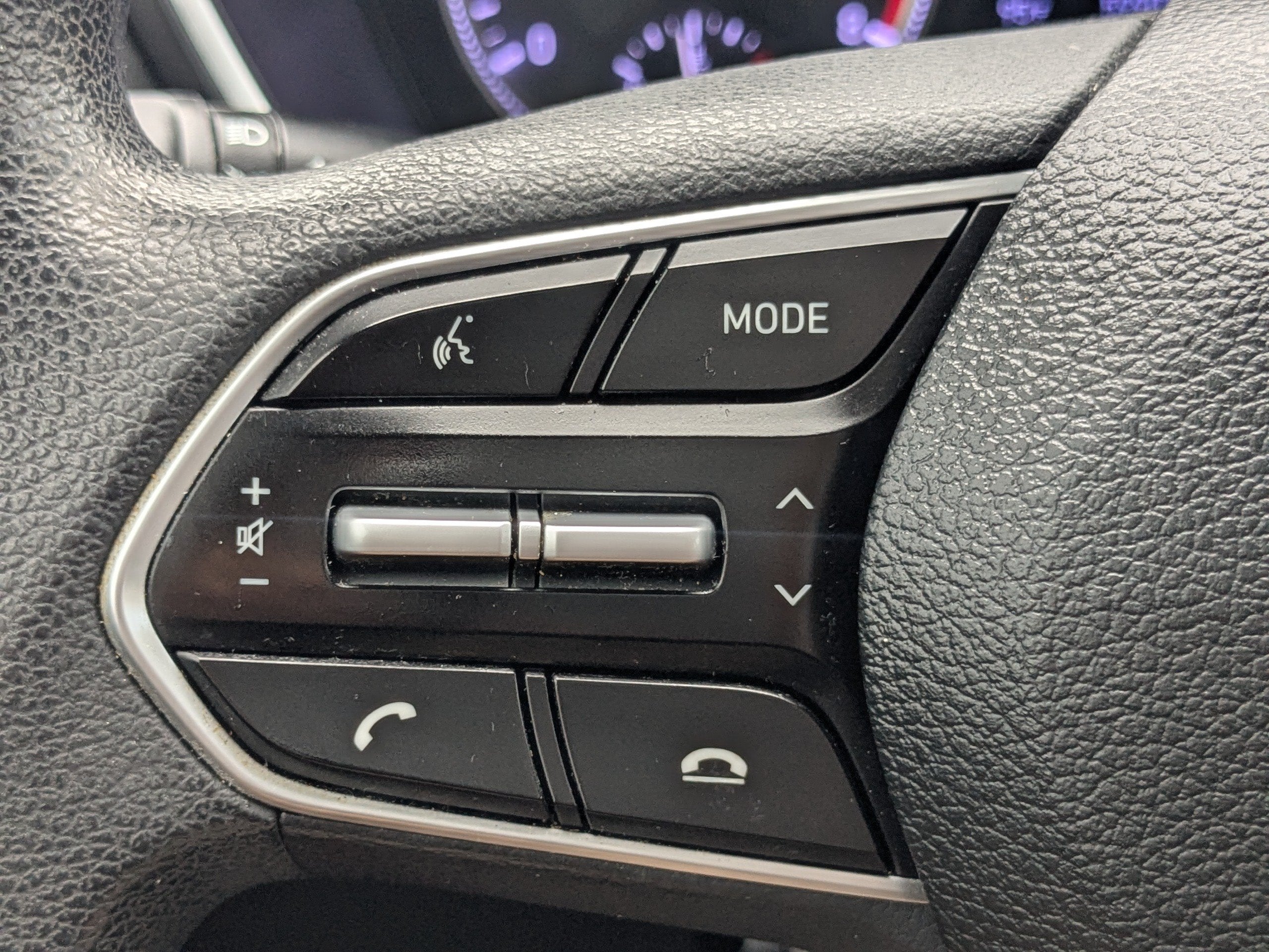 2019 Hyundai SANTA FE SE