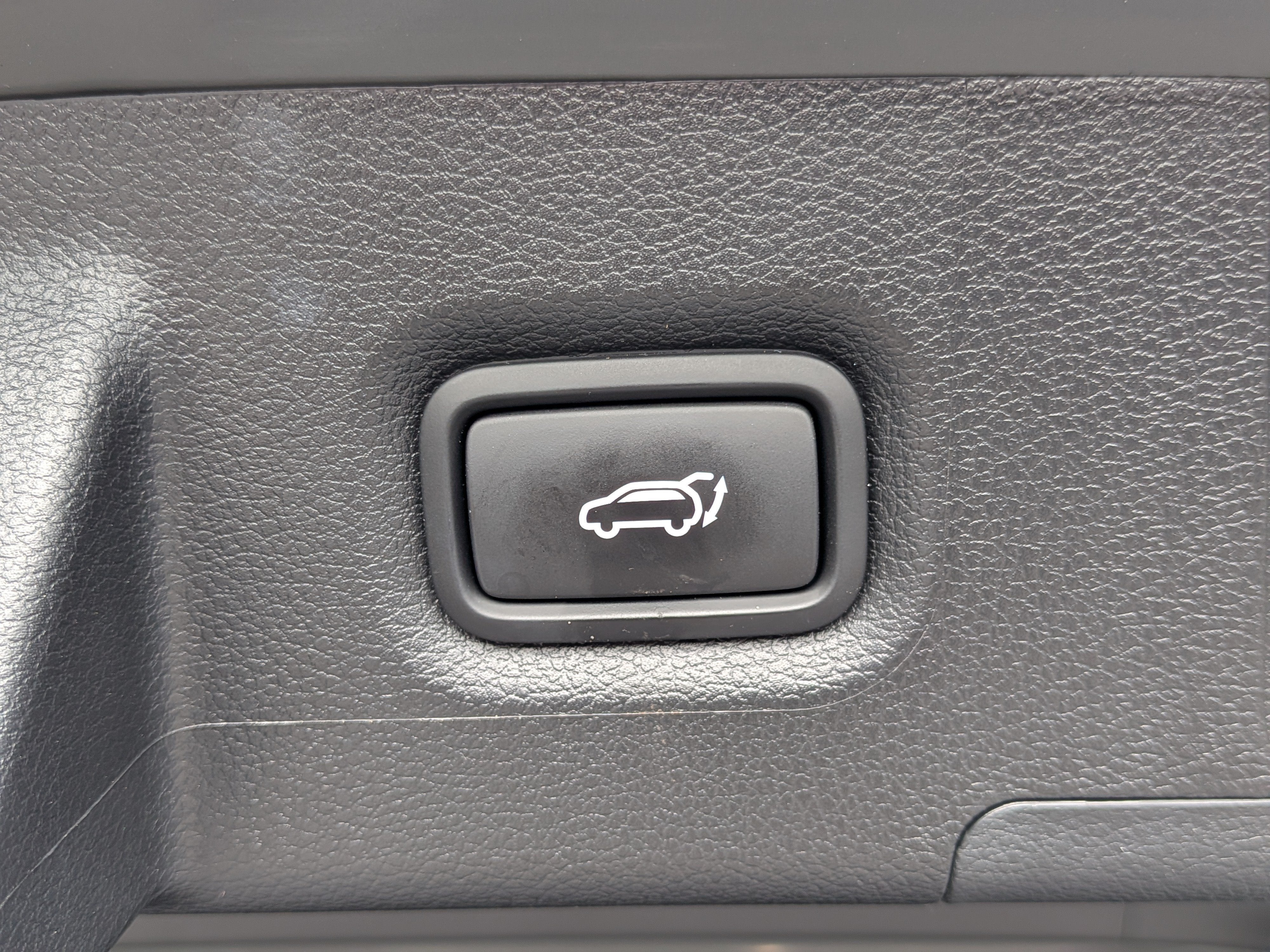 2023 Hyundai SANTA FE HYBRID SEL Premium