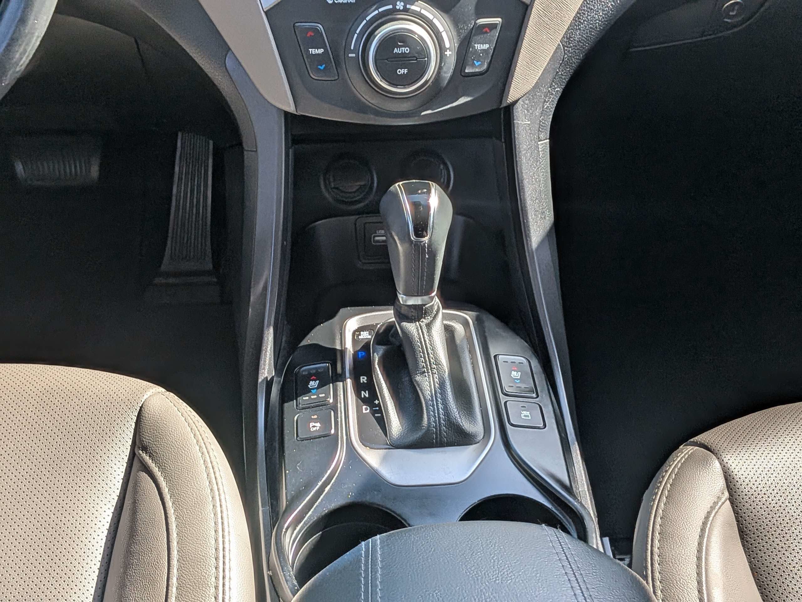 2017 Hyundai SANTA FE SPORT 2.4L