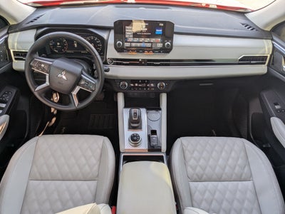 2024 Mitsubishi Outlander SEL