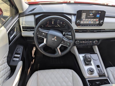 2024 Mitsubishi Outlander SEL