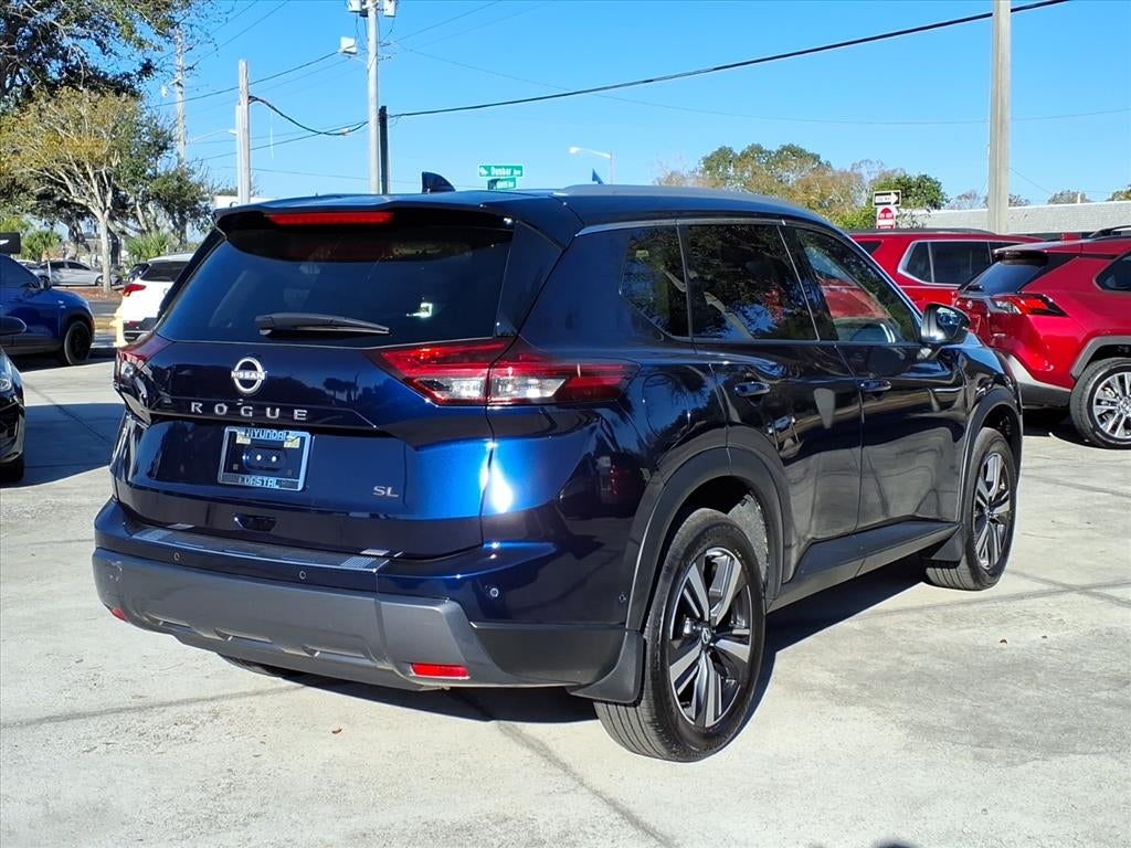 2025 Nissan Rogue SL