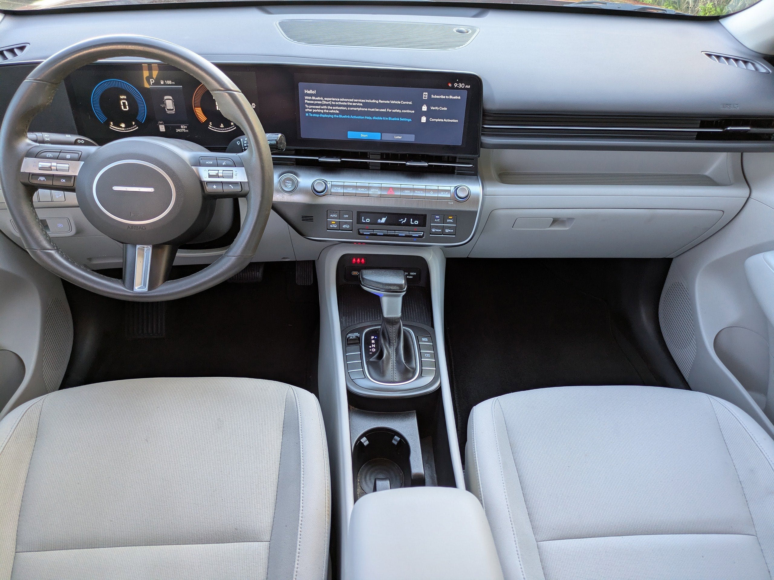 2024 Hyundai KONA SEL