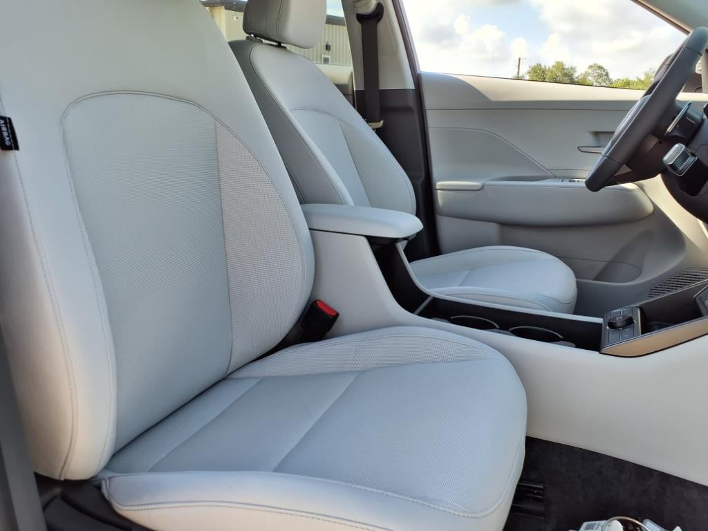 2025 Hyundai KONA SEL Convenience