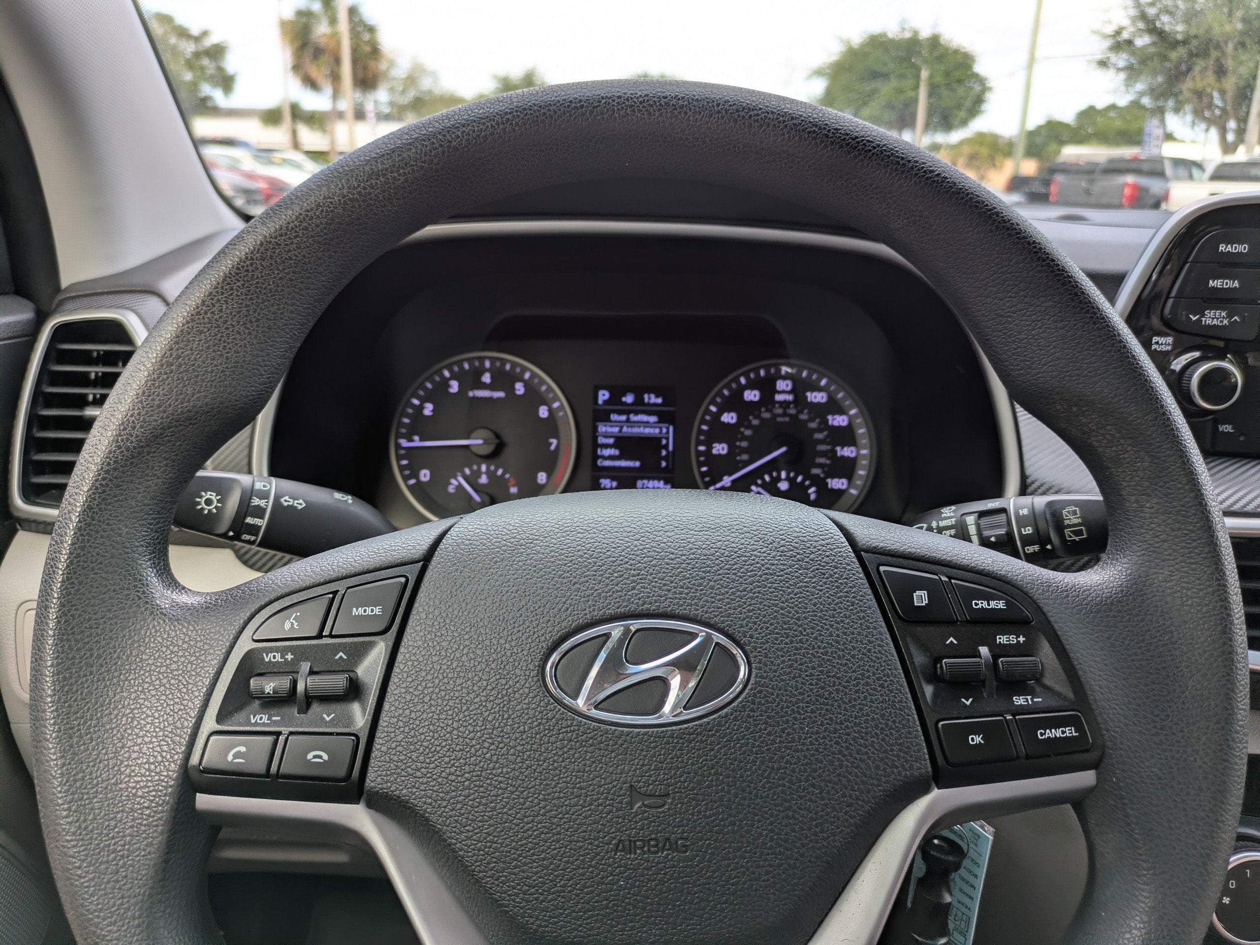 2020 Hyundai TUCSON SE