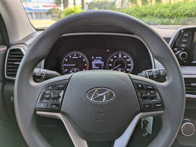 2021 Hyundai TUCSON SE