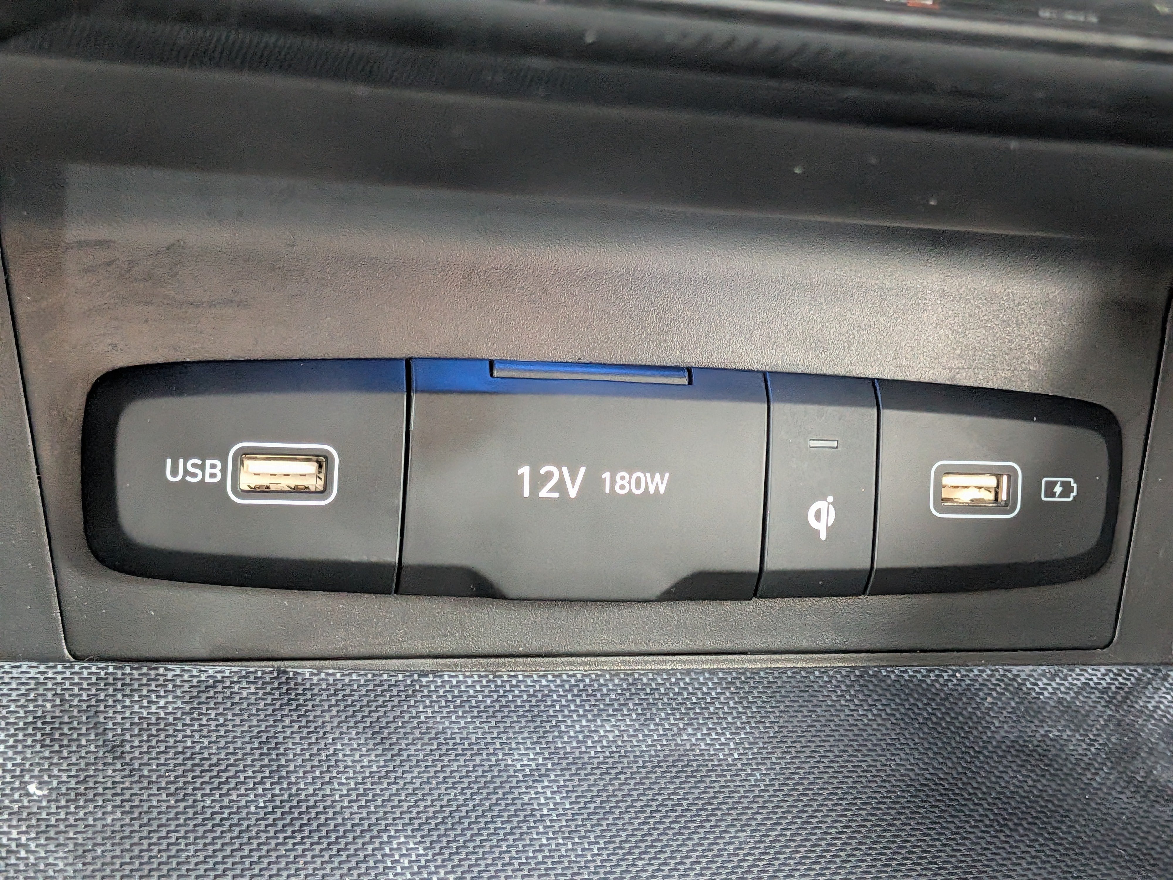 2022 Hyundai TUCSON HYBRID Limited