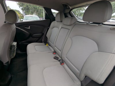 2011 Hyundai TUCSON GL