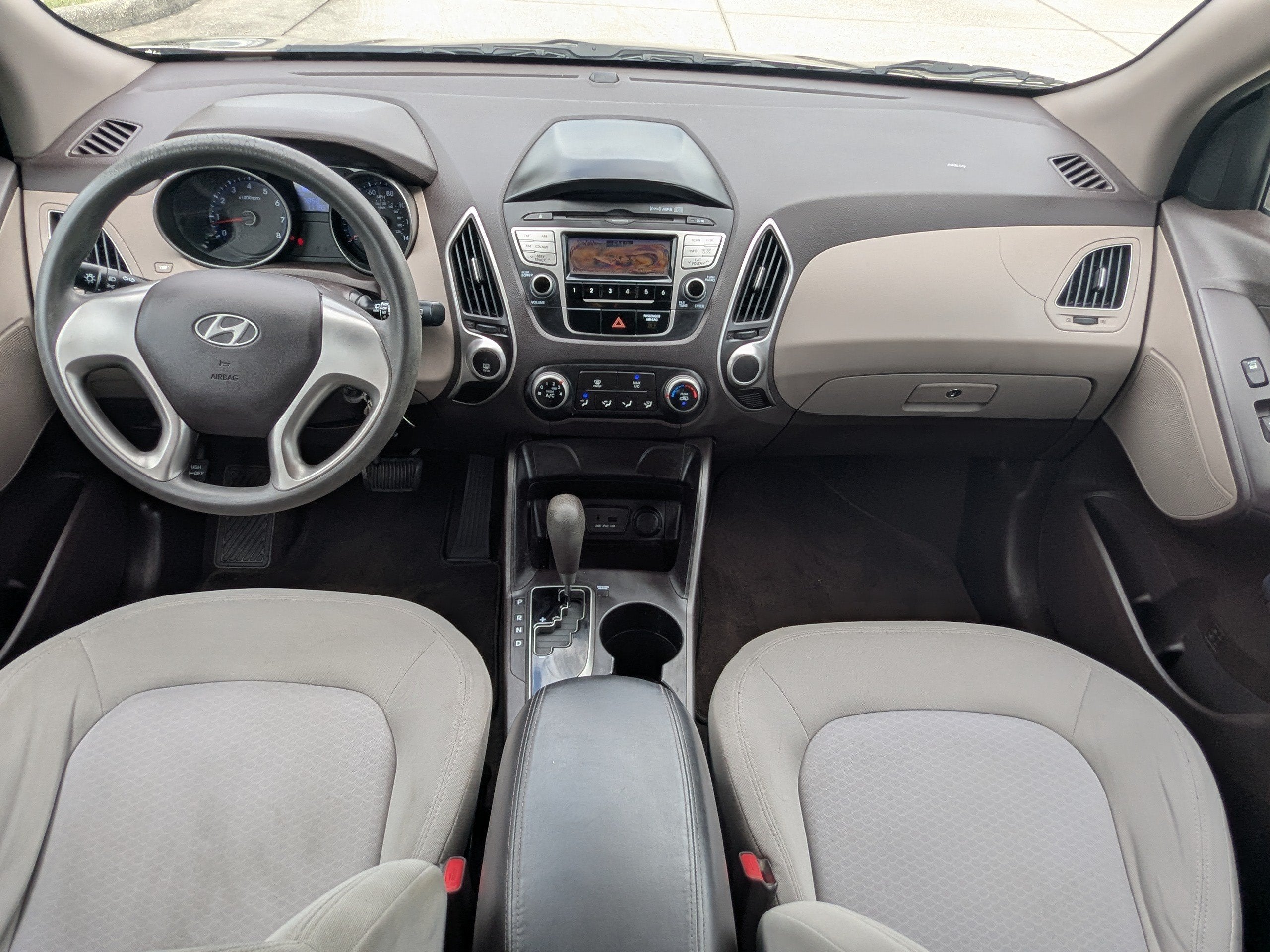 2011 Hyundai TUCSON GL