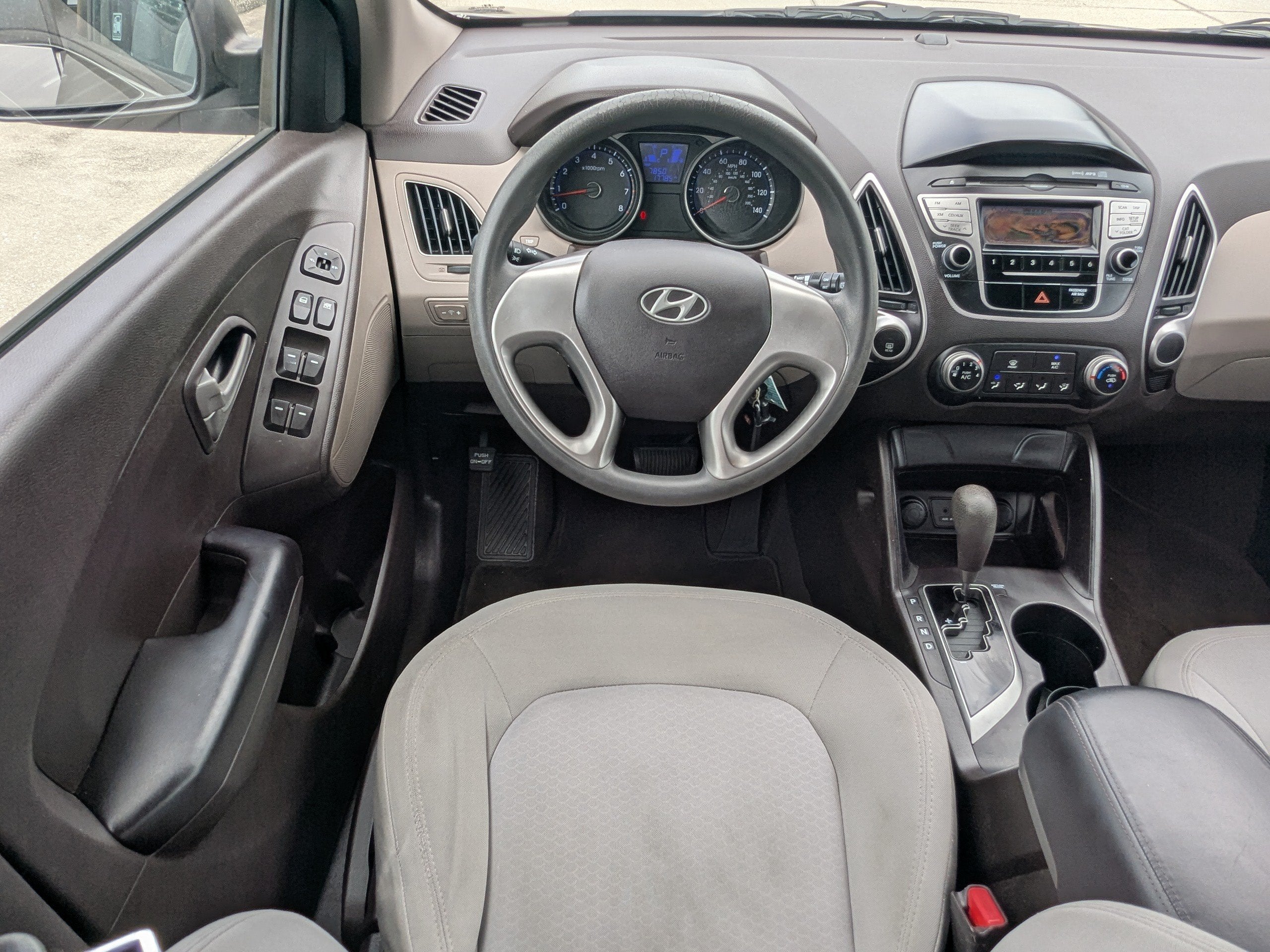 2011 Hyundai TUCSON GL
