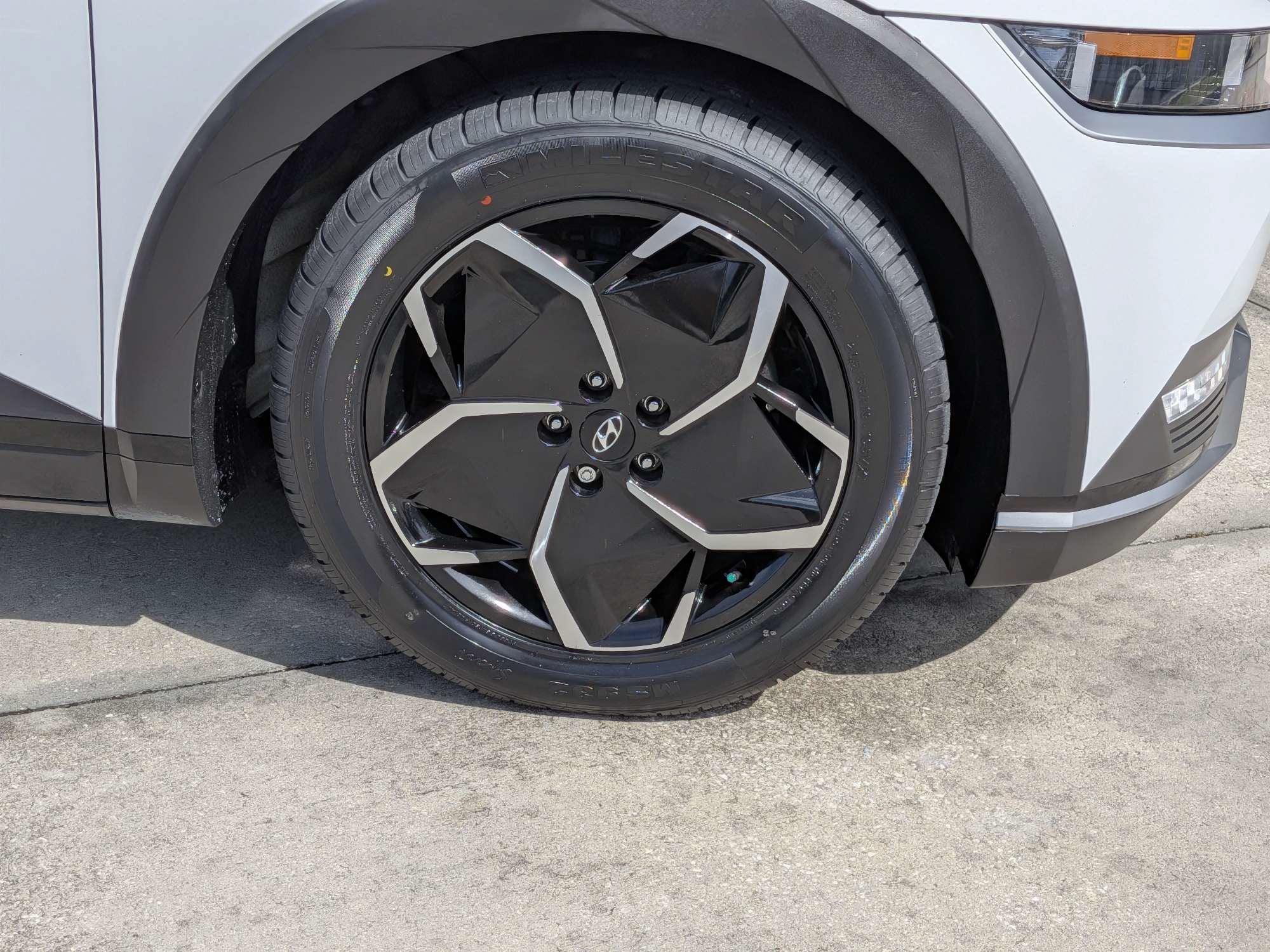 2022 Hyundai IONIQ 5 SE