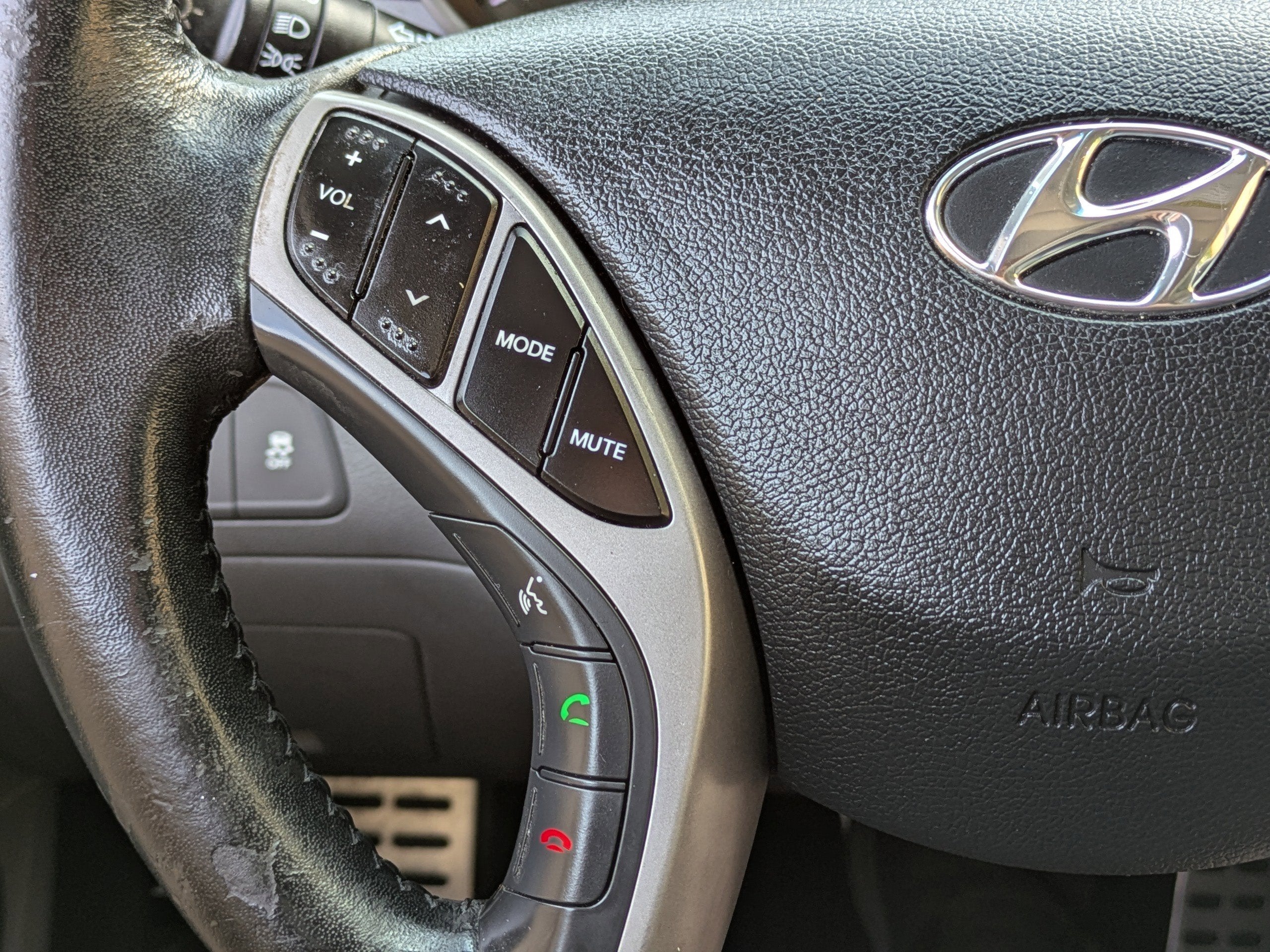 2013 Hyundai ELANTRA COUPE SE