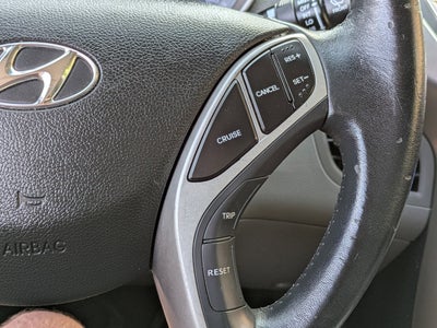 2013 Hyundai ELANTRA COUPE SE