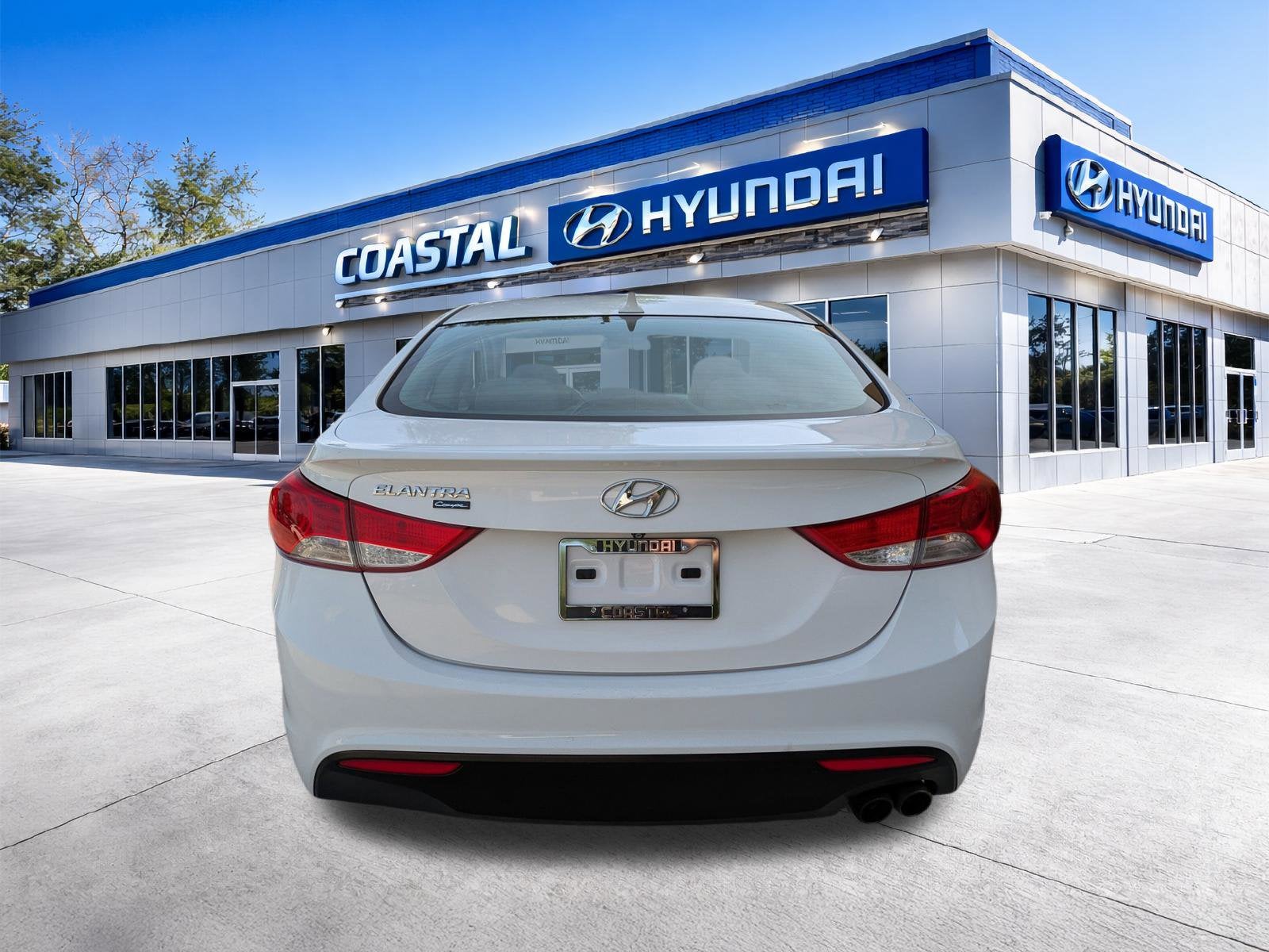 2013 Hyundai ELANTRA COUPE SE