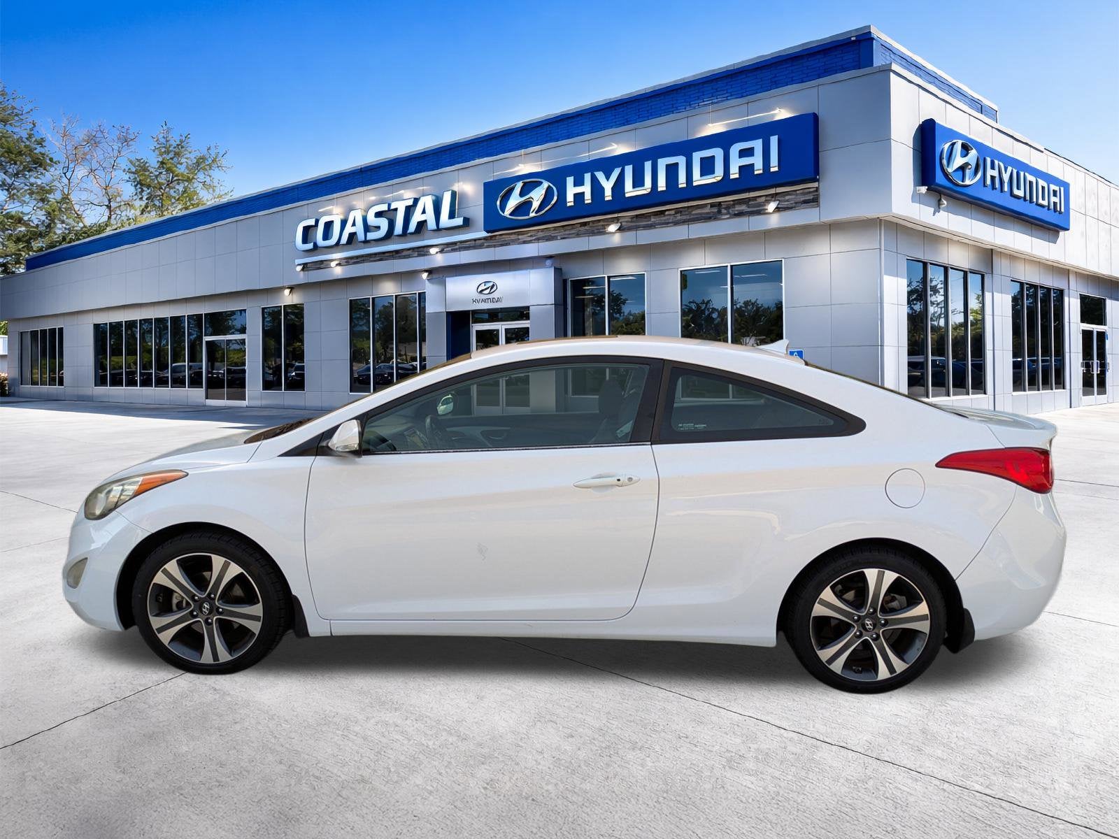 2013 Hyundai ELANTRA COUPE SE