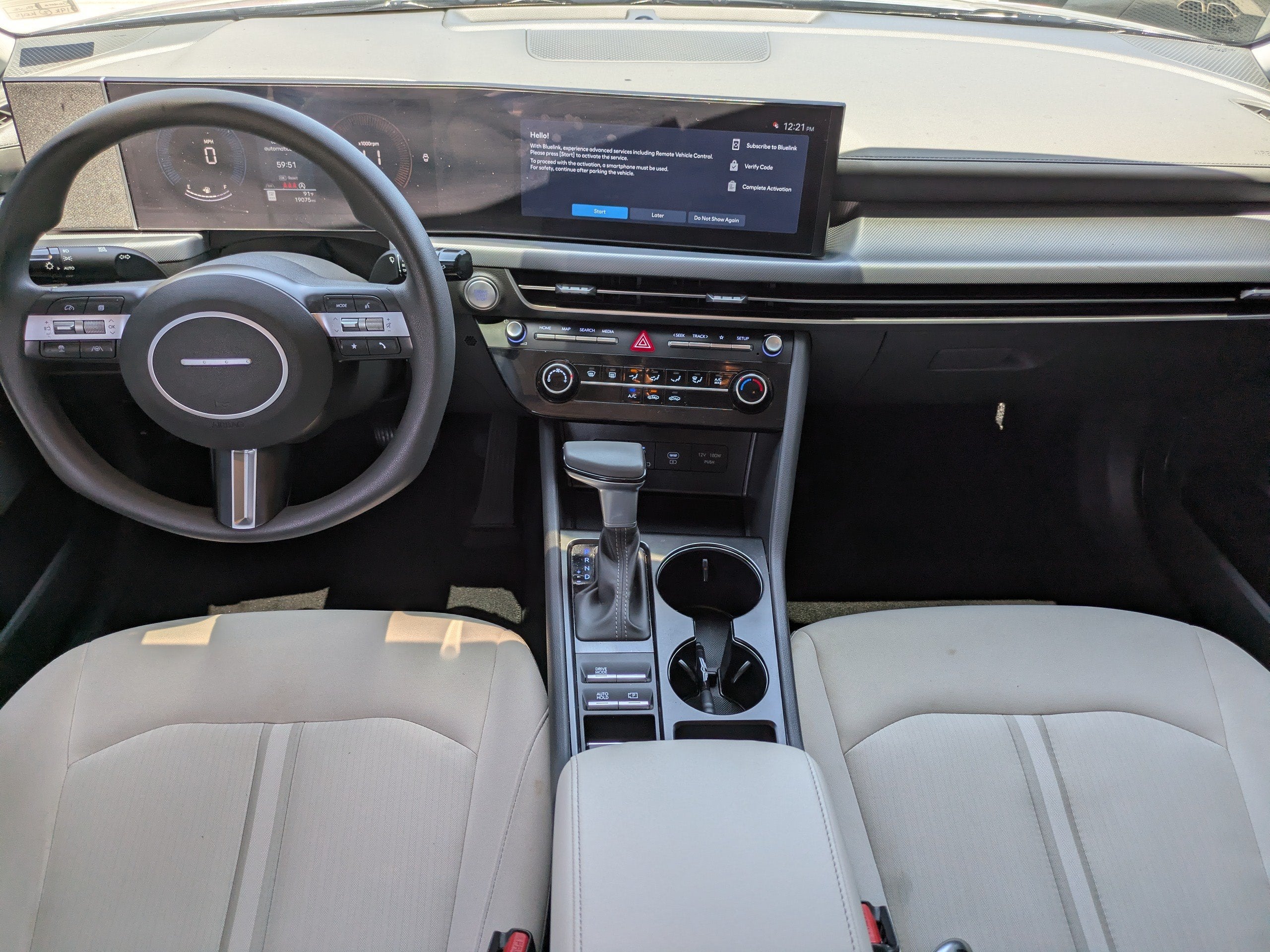 2025 Hyundai SONATA SE