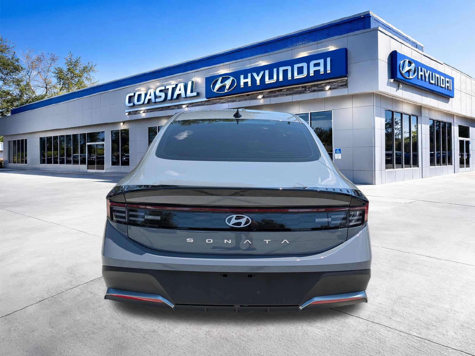 2025 Hyundai SONATA SE