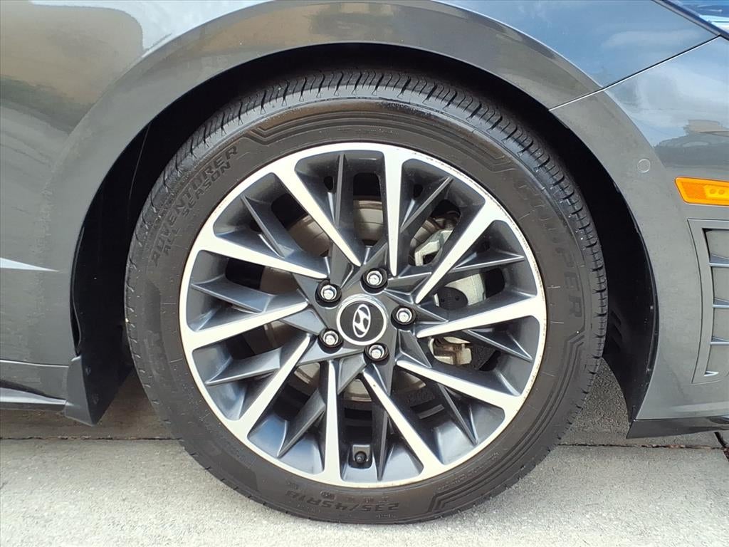 2022 Hyundai SONATA Limited