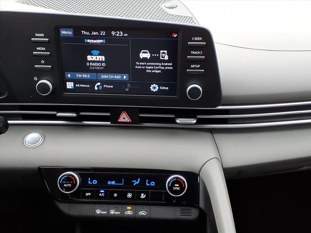 2023 Hyundai ELANTRA SEL