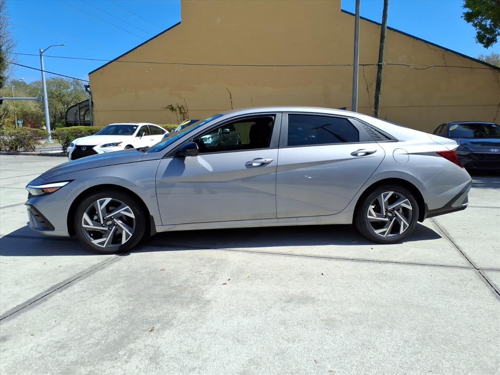 2025 Hyundai ELANTRA SEL Sport