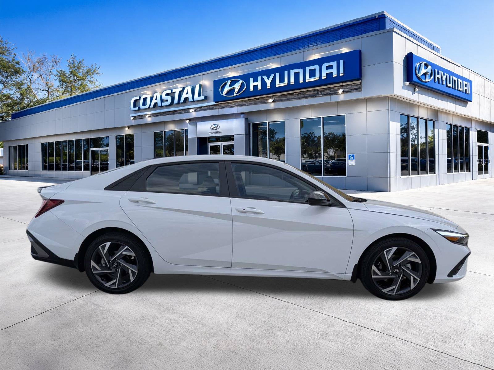 2025 Hyundai ELANTRA SEL Sport