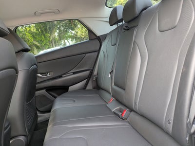 2023 Hyundai ELANTRA Limited