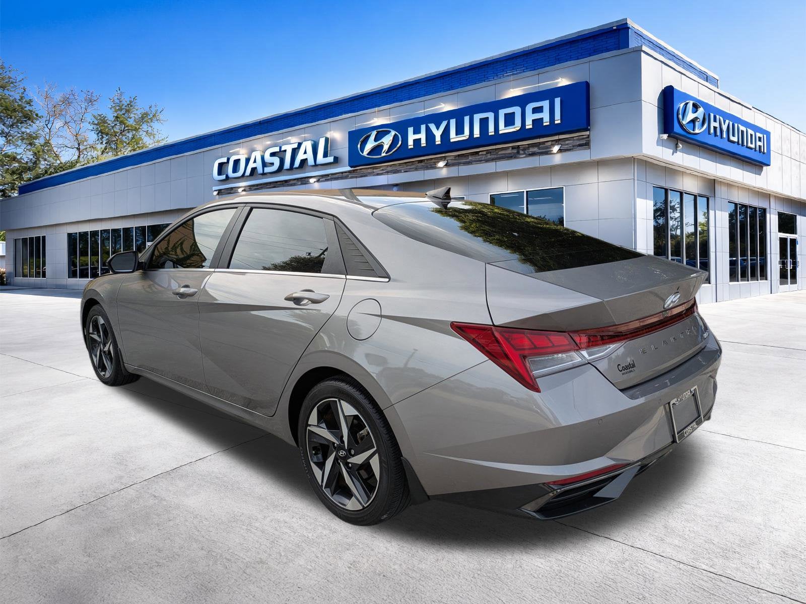 2023 Hyundai ELANTRA Limited