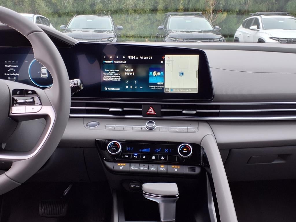 2025 Hyundai ELANTRA SEL Convenience