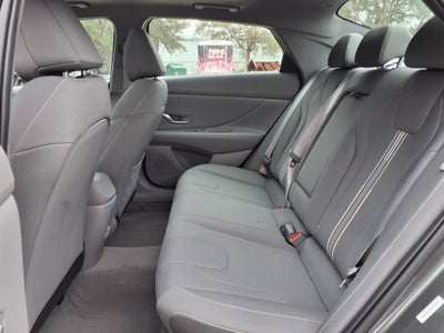 2025 Hyundai ELANTRA SEL Convenience