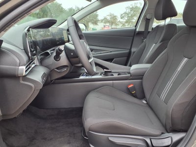 2025 Hyundai ELANTRA SEL Convenience