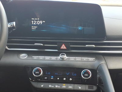 2025 Hyundai ELANTRA SEL Convenience